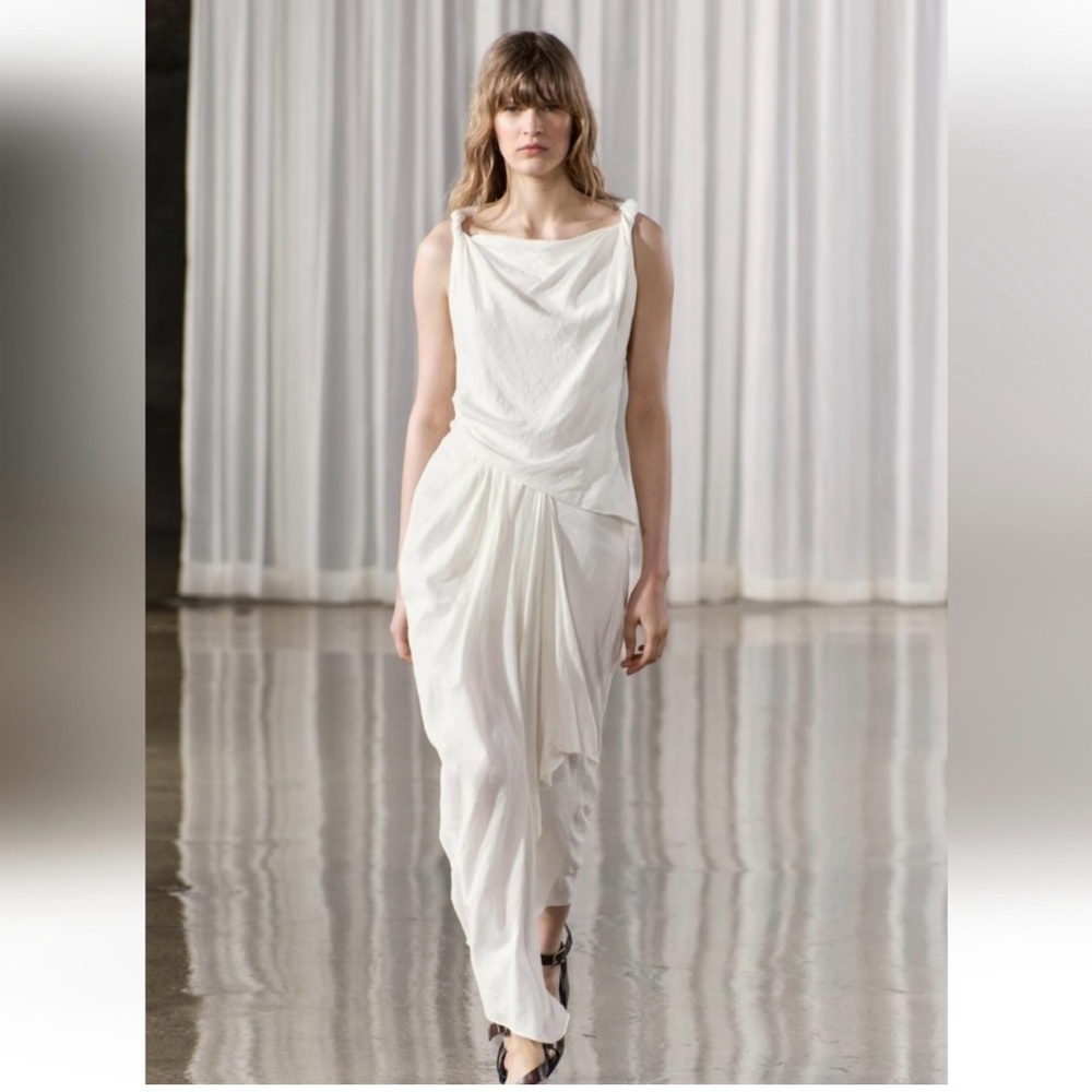 ZARA DRAPED LINEN BLEND DRESS
ZW COLLECTION